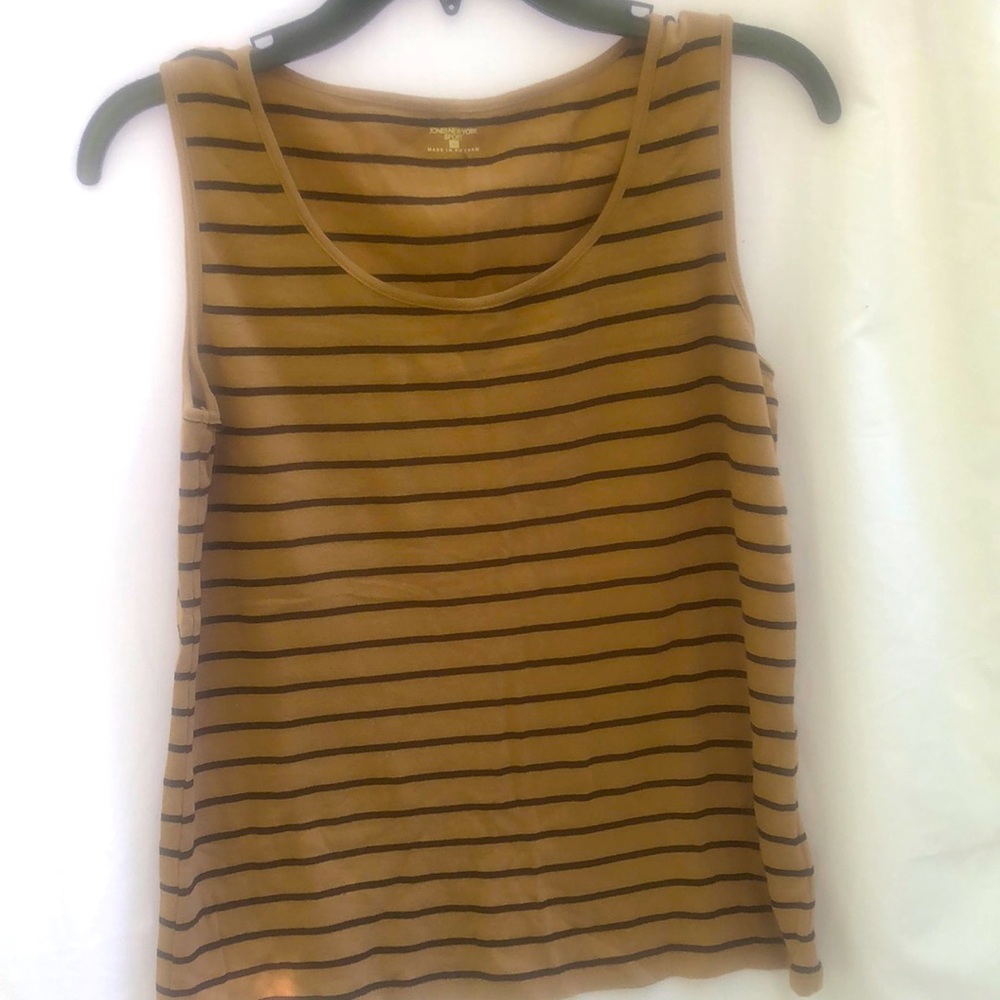 Sleeveless, Black and Tan striped, New York Sport top, size large.